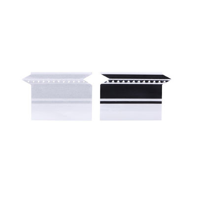 Buon prezzo Custom Printed Adhesive Backing Smooth Surface Matte Glossy Finish Clear Labels in linea